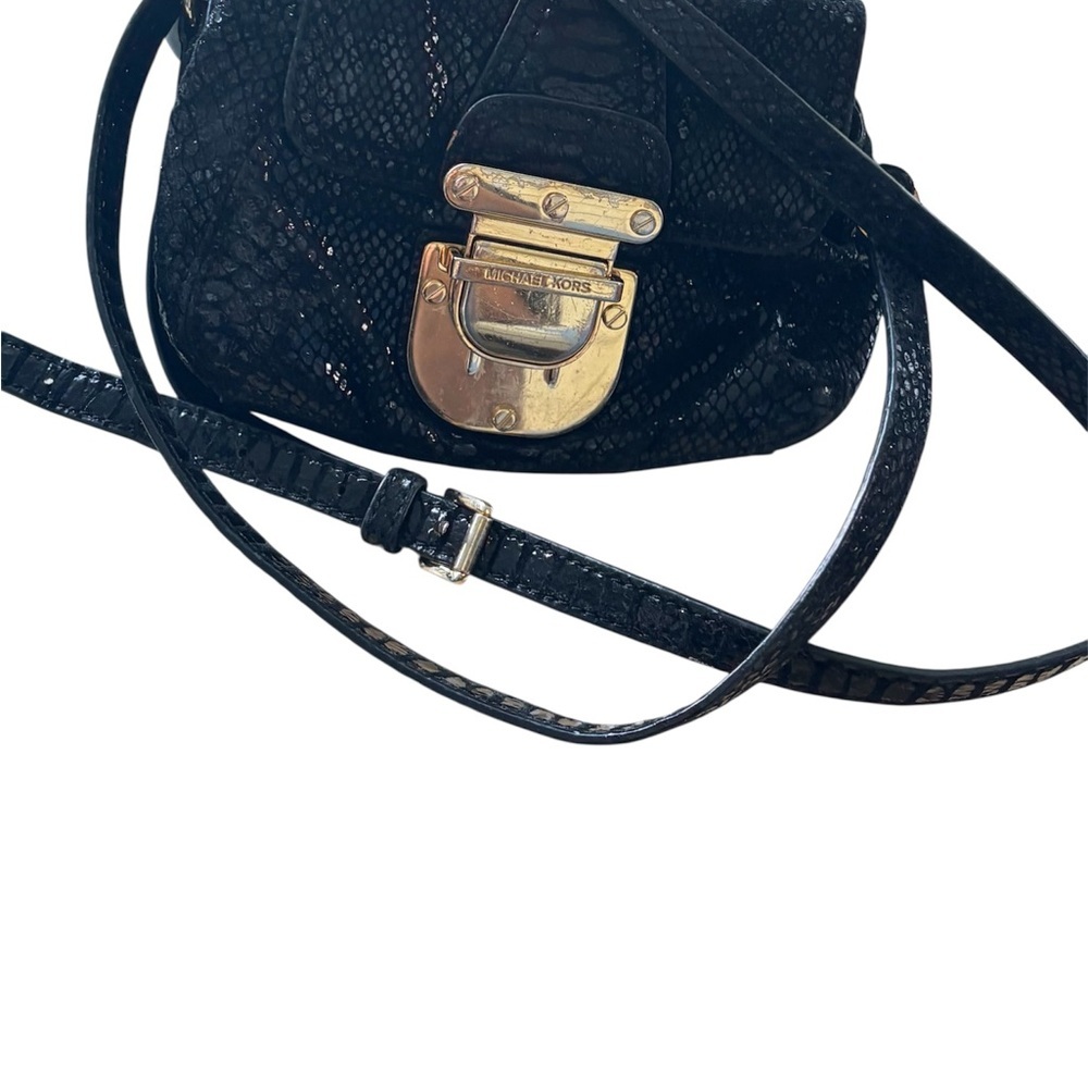 Michael Kors Charlton black patent leather crossbody handbag - Picture 2 of 12